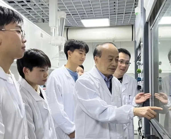 碳紙項(xiàng)目獲A輪融資 美錦能源再探新興能源技術(shù)，或?qū)⒎趸律鲜泄? />
</span>
<span id=